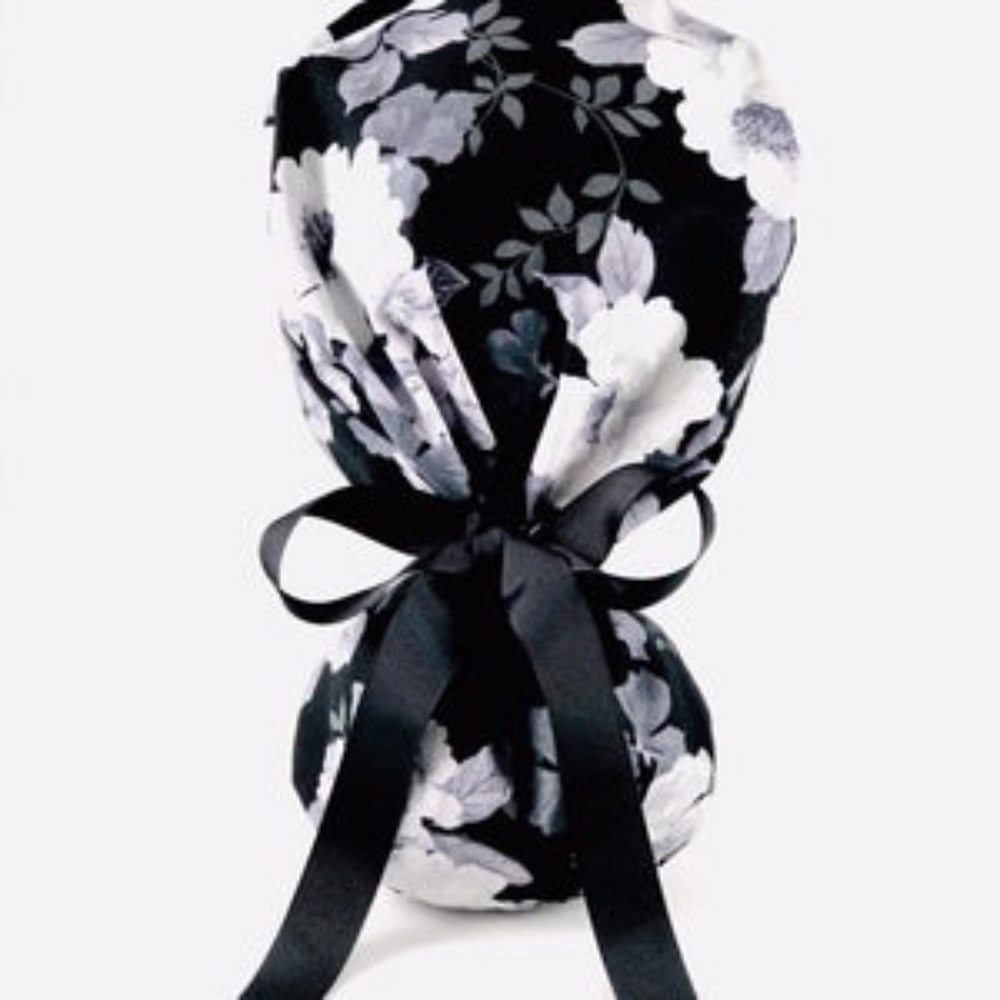 Black floral scrub cap! (Never worn)
